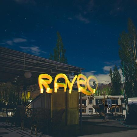 Raybo Hostel Leh Exterior photo
